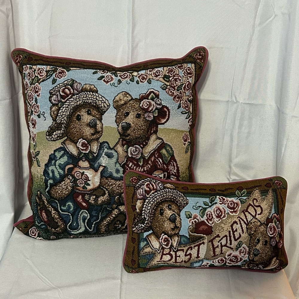 Boyds Bears & Friends Tapestry Accent Pillow Set, Burgundy/browns/blue/rose